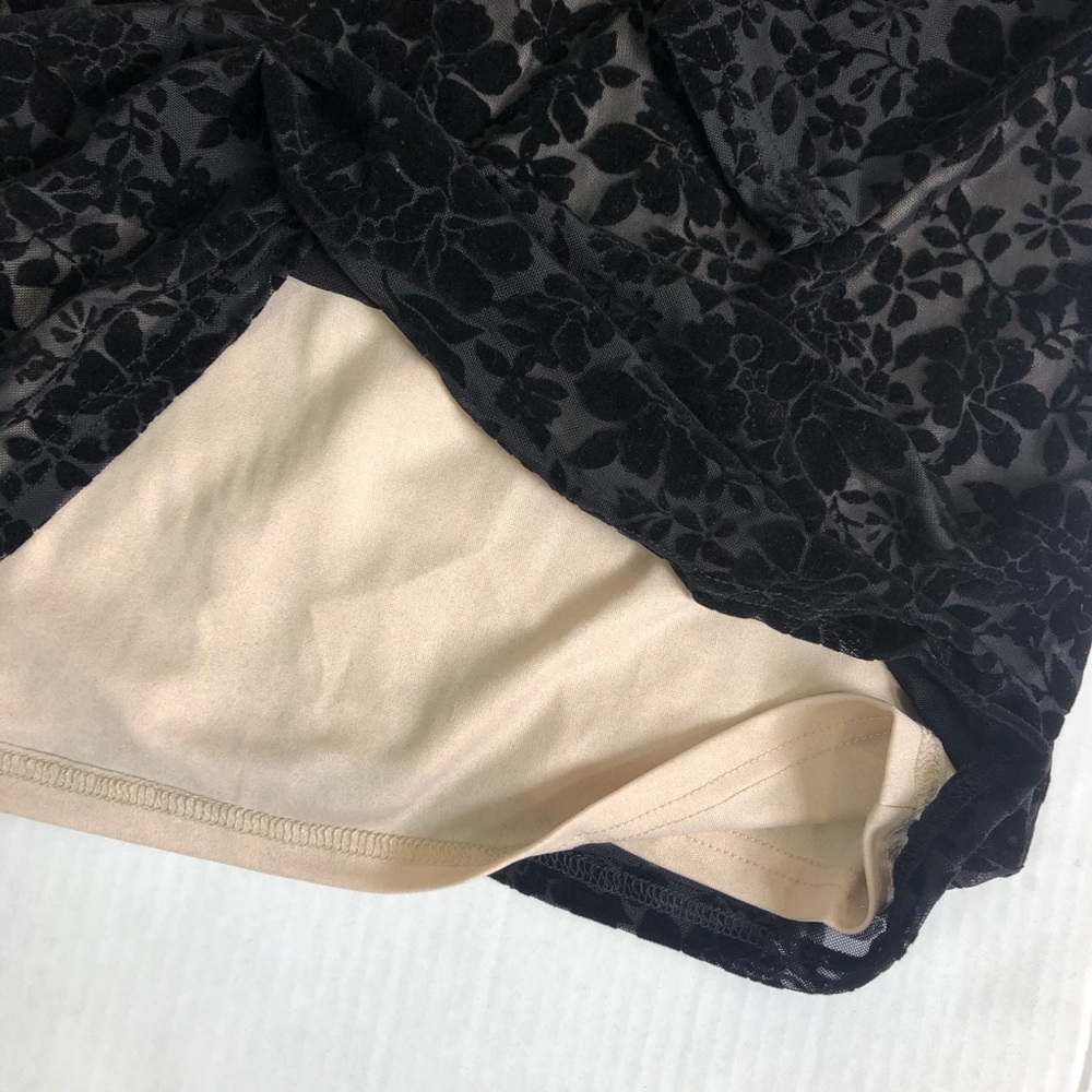 SOLD Lulus Cor-Set to Go Black Burnout Velvet - Picture 13 of 14